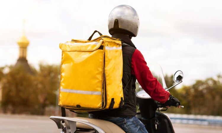 Offre d’Emploi – Livreur de Colis et Documents (Eazy-Visa, Dakar)