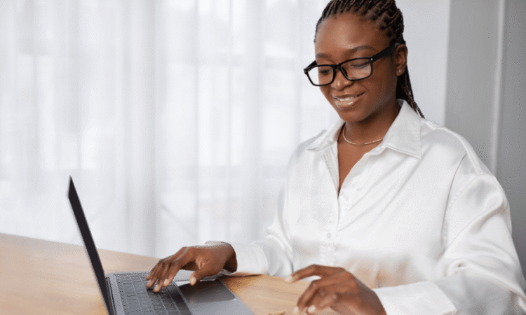 Offre d'emploi – Comptable / Administrateur (H/F) – SENSEEDS