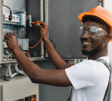 ETS Sénégal recrute un Électricien – Poste basé aux Almadies. Salaire 120 000 F CFA